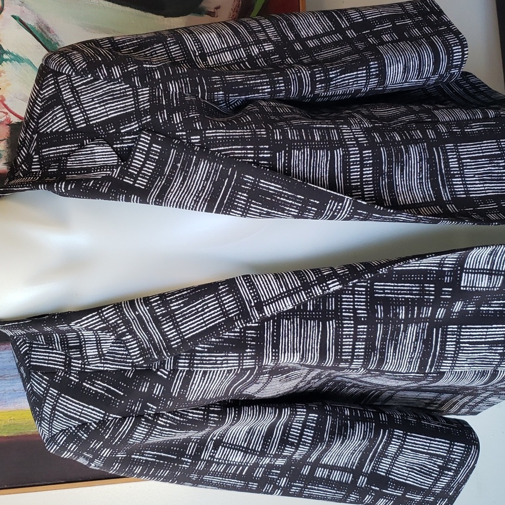 Black and White Investments Petites blazer with 3/4 sleeves
